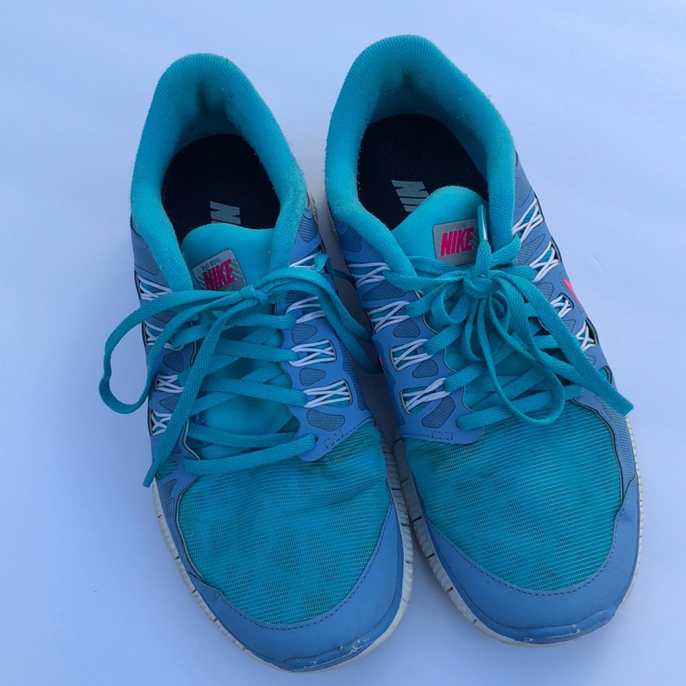 Nike free 5.0 sneakers